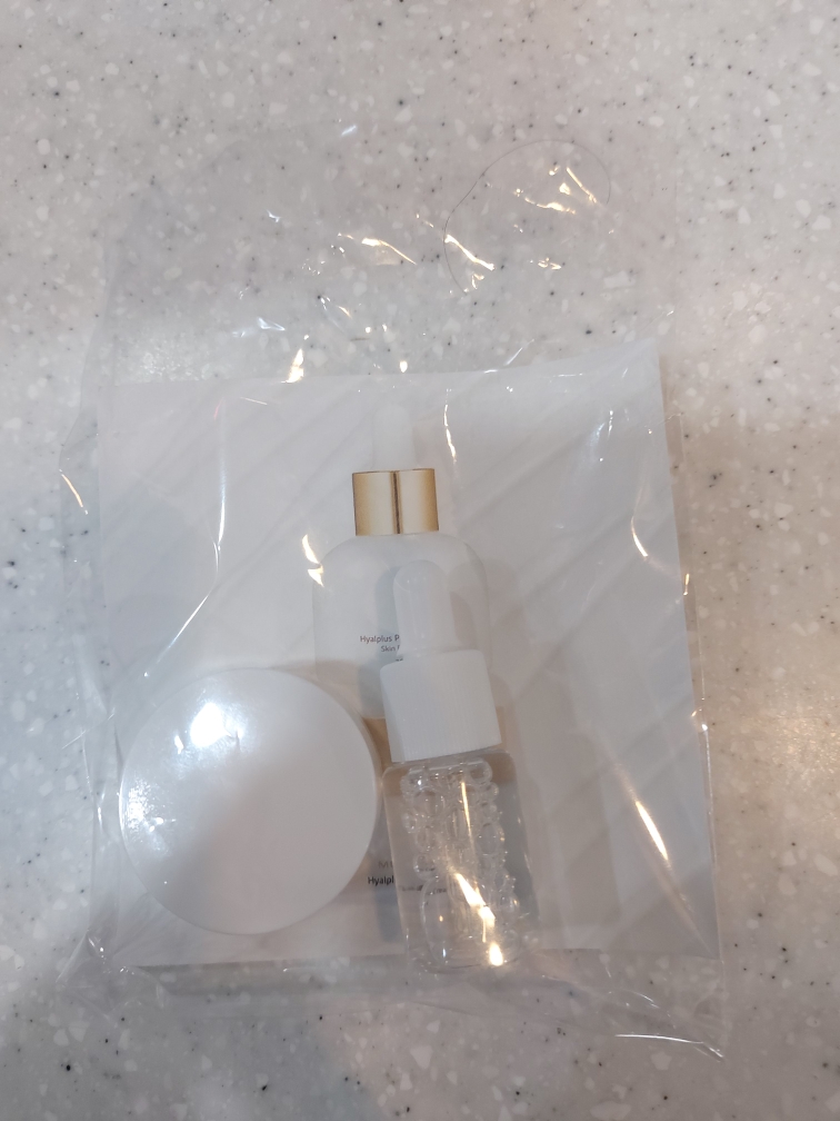HyalPlus Pro 安瓶精华液的真实用户使用照片
