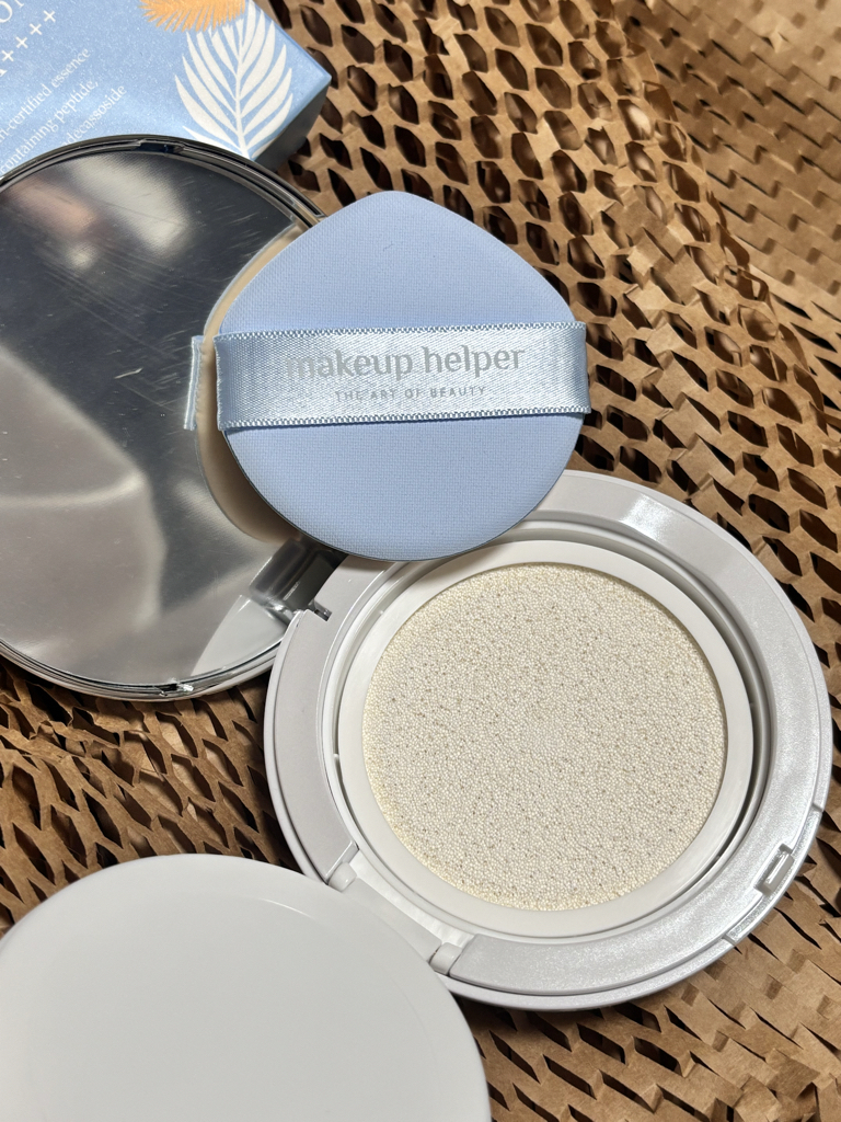 메이크업헬퍼 (MAKEUPHELPER) 비건 에센스 톤업 선쿠션 [SPF50+/PA++++] review image