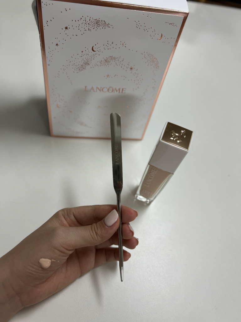 汤姆斯 超级耐用护肤和发光粉底液 [PO-01]的真实用户使用照片