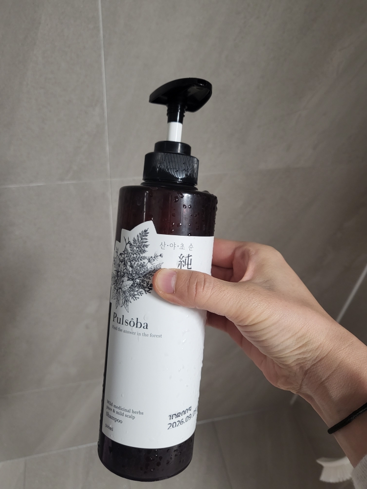 山野草洗发水 [适合中性至干性发质]的真实用户使用照片