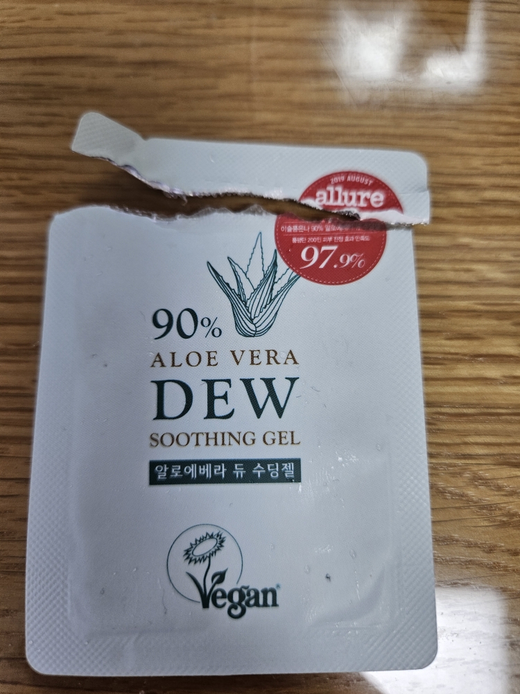 라이크듀 (Likedew) 90% 알로에 베라 듀 수딩젤 review image