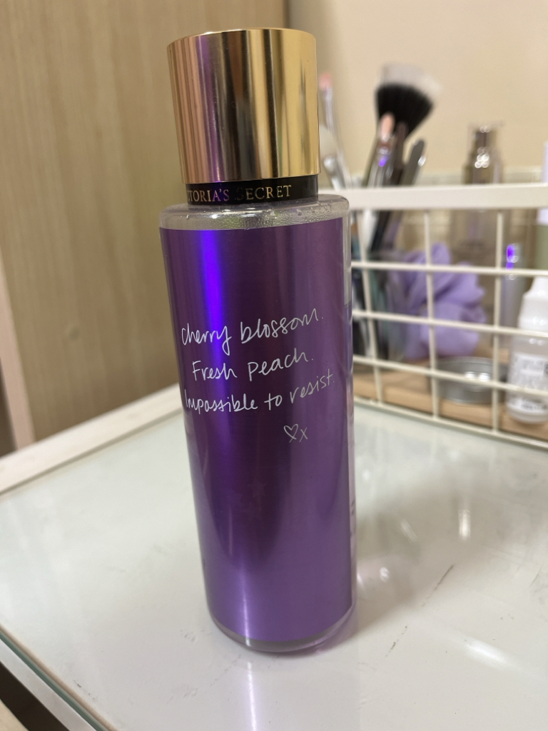 维多利亚的秘密 香雾 [爱的魔咒] common.review image