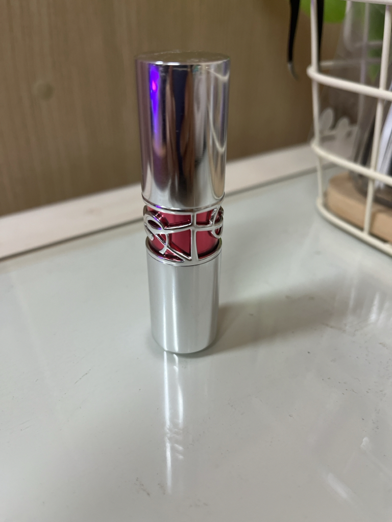 입생로랑뷰티 (YVESSAINTLAURENTBEAUTY) 루쥬 볼륍떼 캔디 글레이즈 [12 코랄익사이트먼트] review image