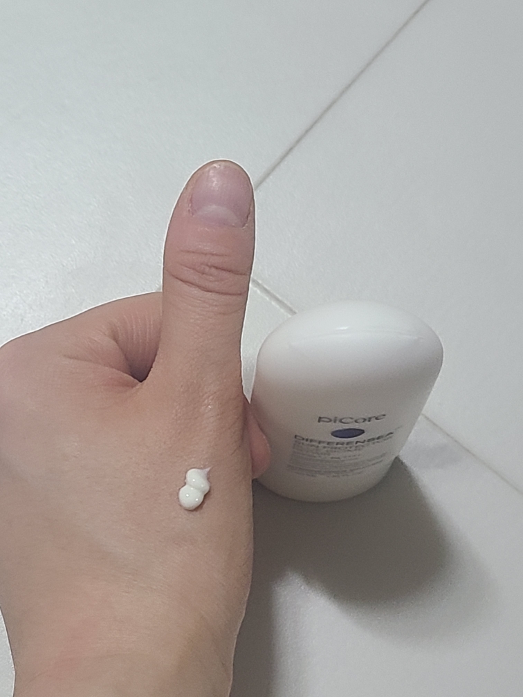 파이코어 (piCore) 디퍼런씨 선 프로텍터 블루바이옴 리페어 [SPF50+/PA++++] review image