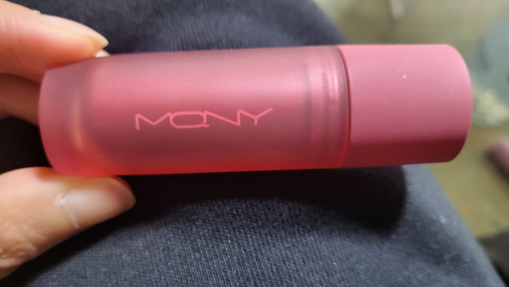맥퀸뉴욕 (MACQUEENNEWYORK) 파우더 매트 립스틱 [모브사우나] review image