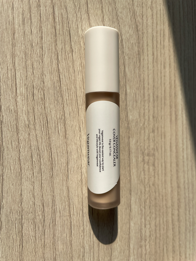 CLIO Vegan Wear Cover Concealer [No. 4 Ginger] review image