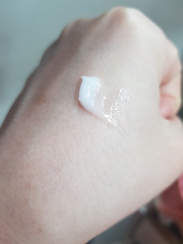 야다 (YADAH) 안티 티 보습크림 review image