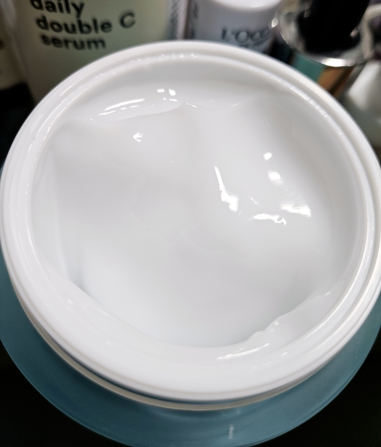 Real user review photo of REAL AQUA BALANCING CREAM