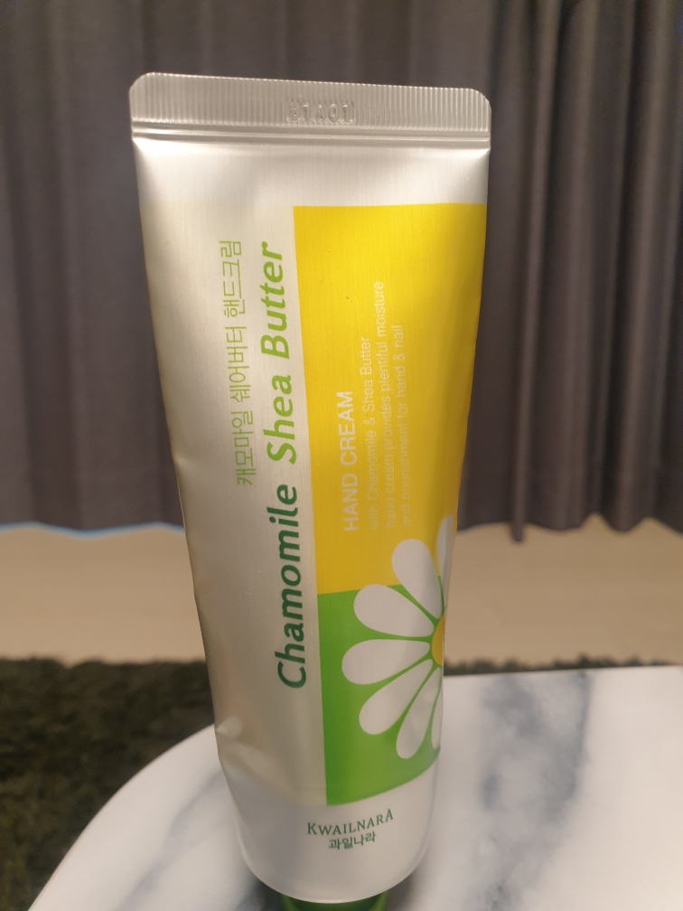 과일나라 (KWAILNARA) 캐모마일 쉐어버터 핸드크림 review image