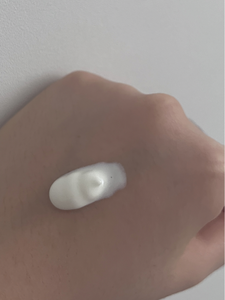 保湿温和防晒霜 [SPF50+/PA++++]的真实用户使用照片