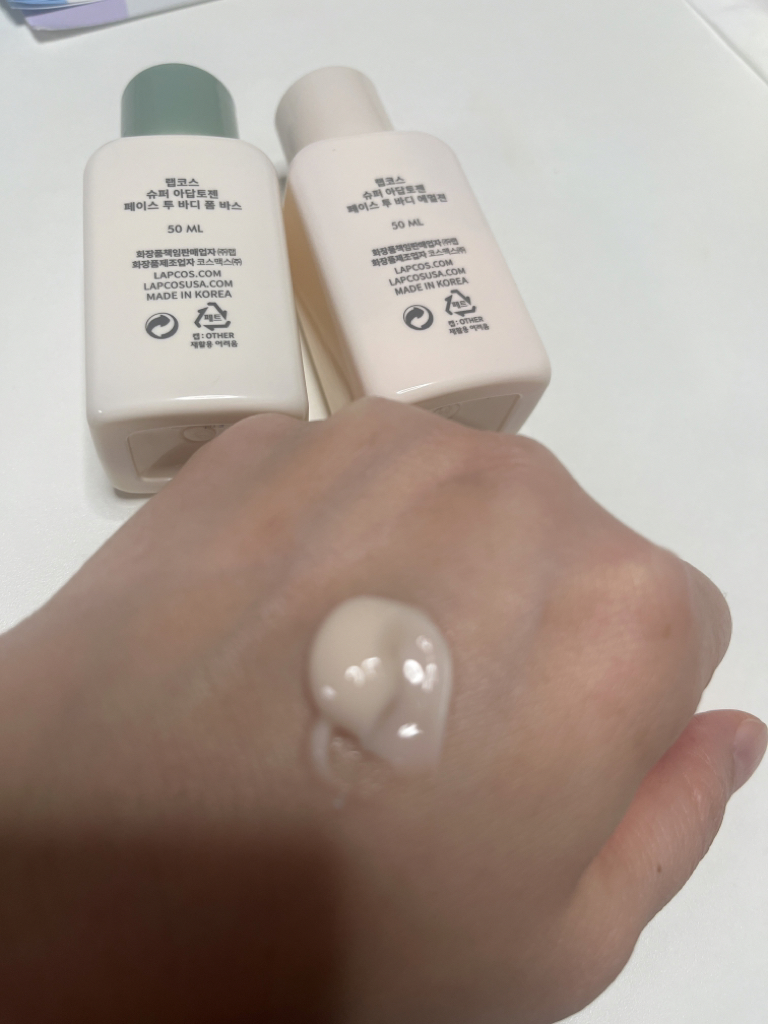 超级适应原面部和身体乳液的真实用户使用照片
