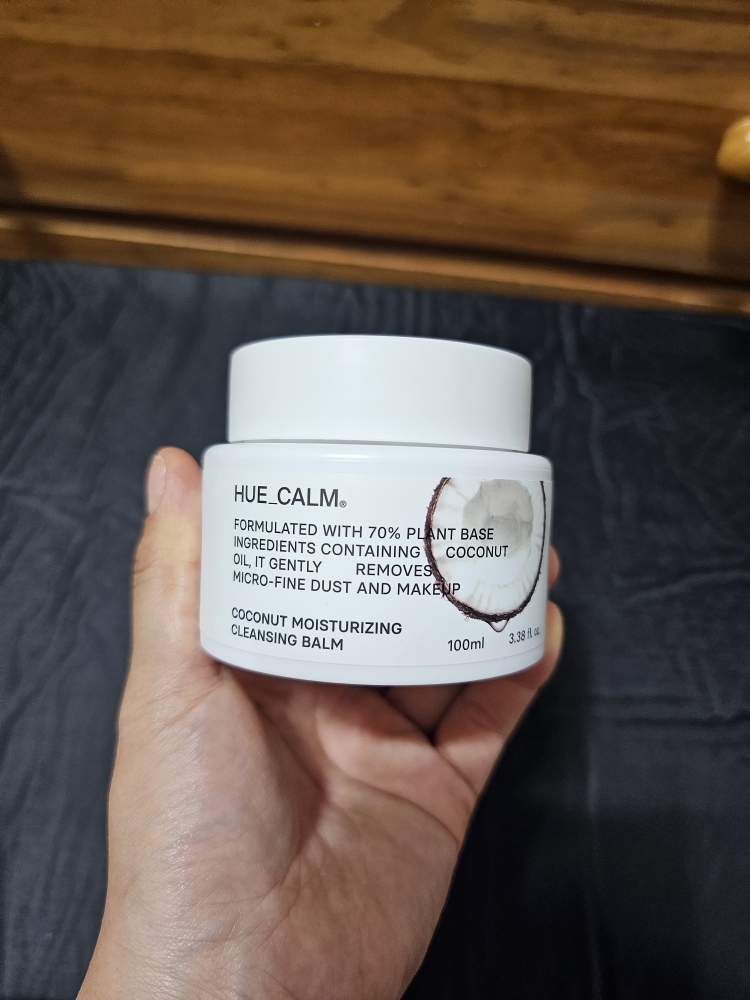 HUECALM COCONUT MOISTURIZING CLEANSING BALM review image