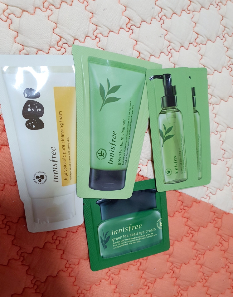 이니스프리 (INNISFREE) 그린티 폼 클렌저 review image