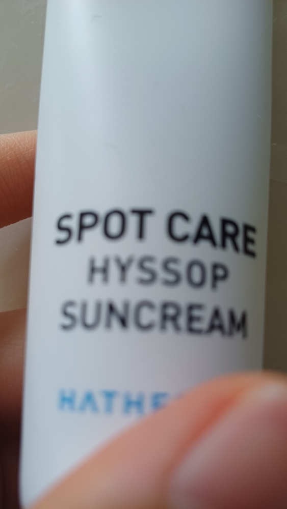 斑点护理防晒霜 [SPF50+/PA++++]的真实用户使用照片