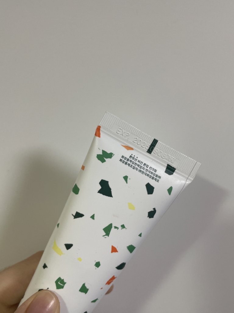 植物性防晒霜[SPF50+/PA++++][美白]的真实用户使用照片