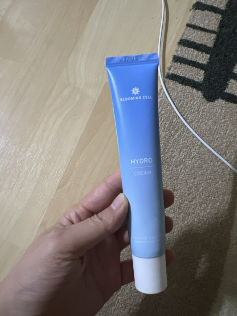 블루밍셀 (BLOOMINGCELL) 하이드로 속건조 수부지 수분 보습크림 review image