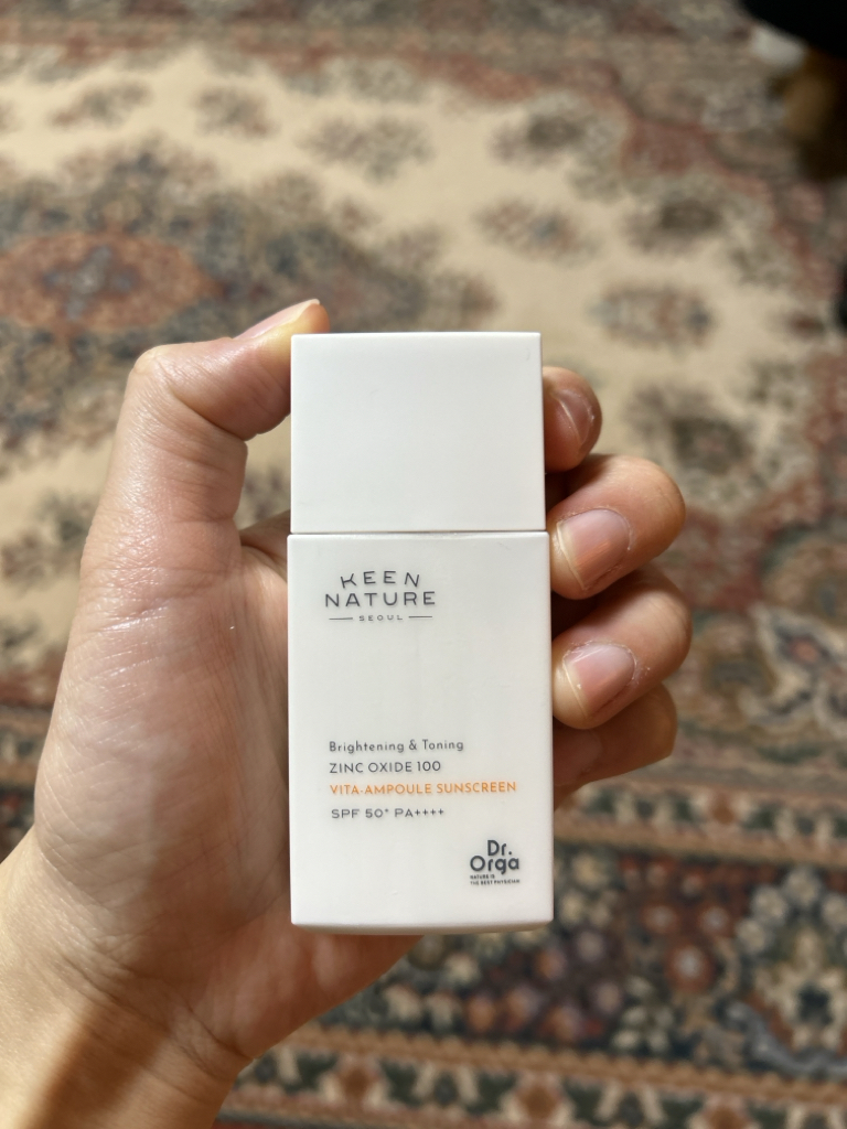 100%防晒隔离霜 美白防晒霜 [SPF50+/PA++++]的真实用户使用照片
