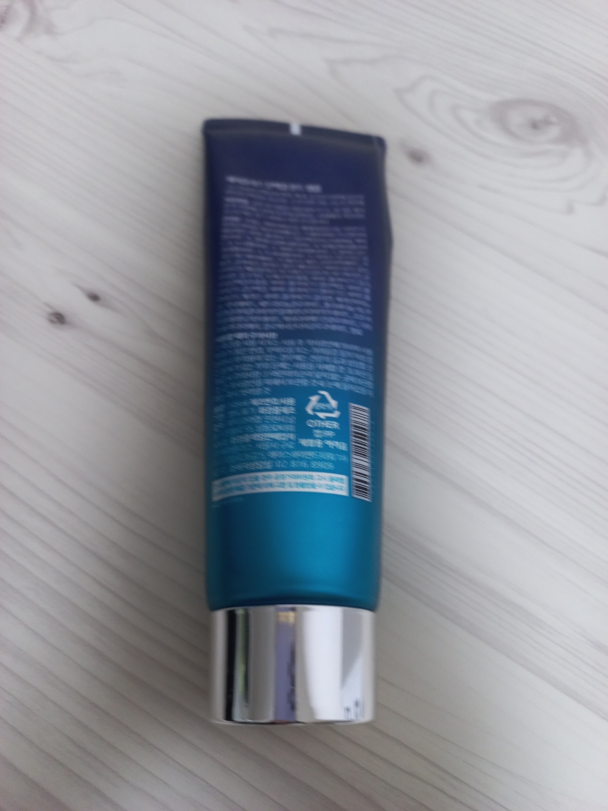 水合蛋白质精华水润乳霜的真实用户使用照片