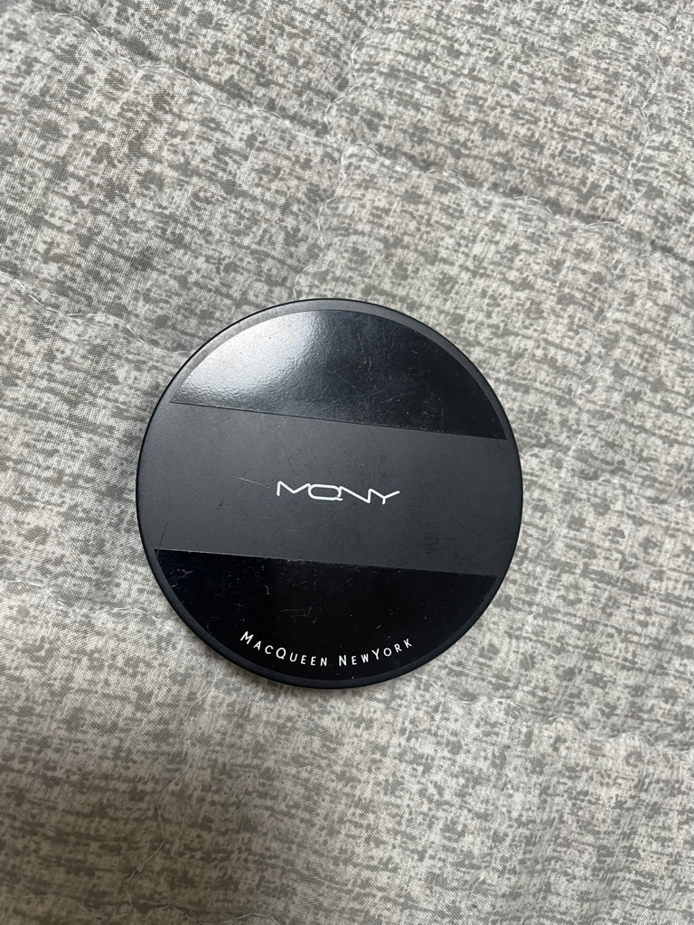 맥퀸뉴욕 (MACQUEENNEWYORK) 페이크 업 3색 쉐딩 [베이지브라운] review image
