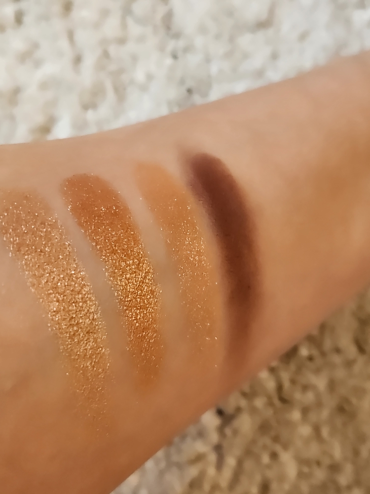 샬롯틸버리 (CharlotteTilbury) 럭셔리 팔레트 [더퀸오브글로우] review image