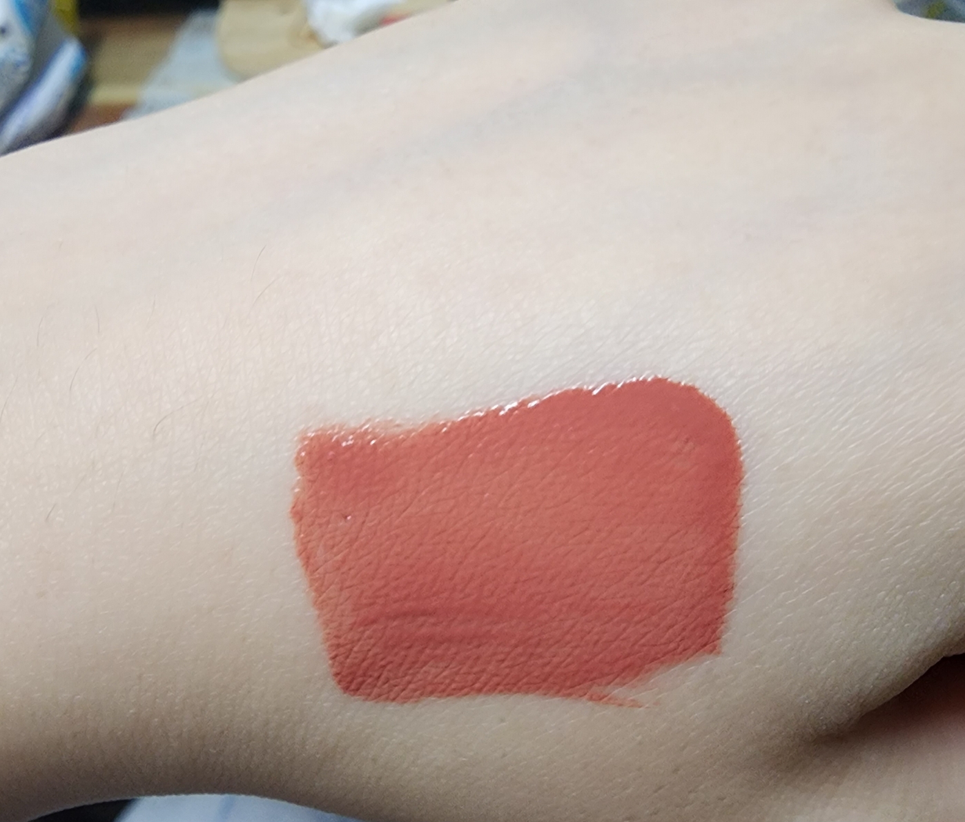 메이블린뉴욕 (MAYBELLINENEWYORK) 슈퍼스테이 바이닐 잉크 [60호 애프리콧누드] review image