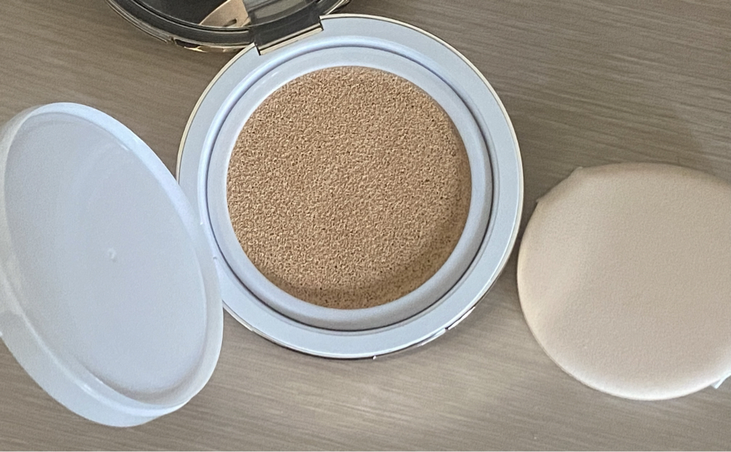 미샤 (MISSHA) 글로우 쿠션 [SPF40/PA++] [21호 페어] review image