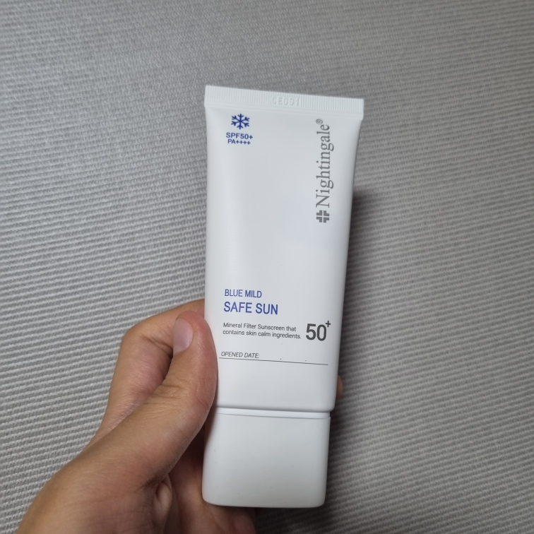 蓝色温和防晒霜 [SPF50+/PA++++] [安全]的真实用户使用照片