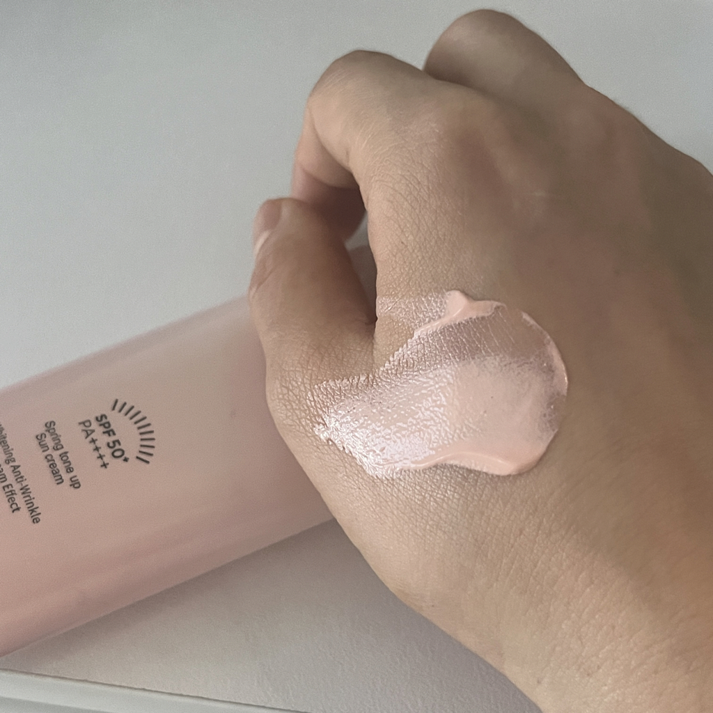 Real user review photo of Spring tone up Sun cream [SPF50+/PA++++]