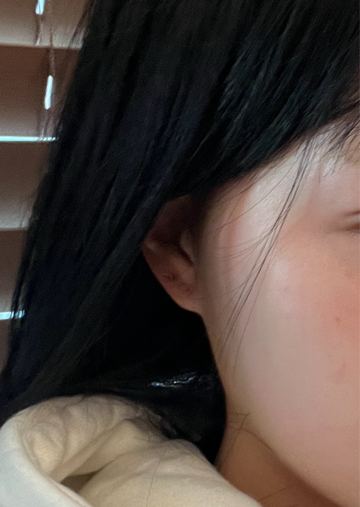 Real user review photo of Honey & Macadamia Protein Hair Treatment Baby Powder [Baby Powder]