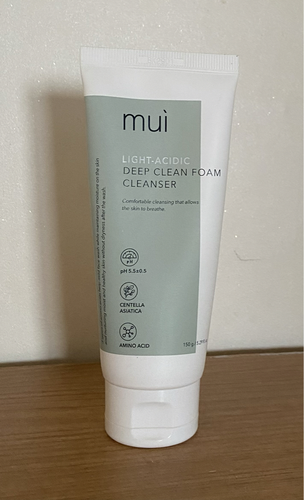 mui DEEP CLEAN FOAM CLEANSER review image