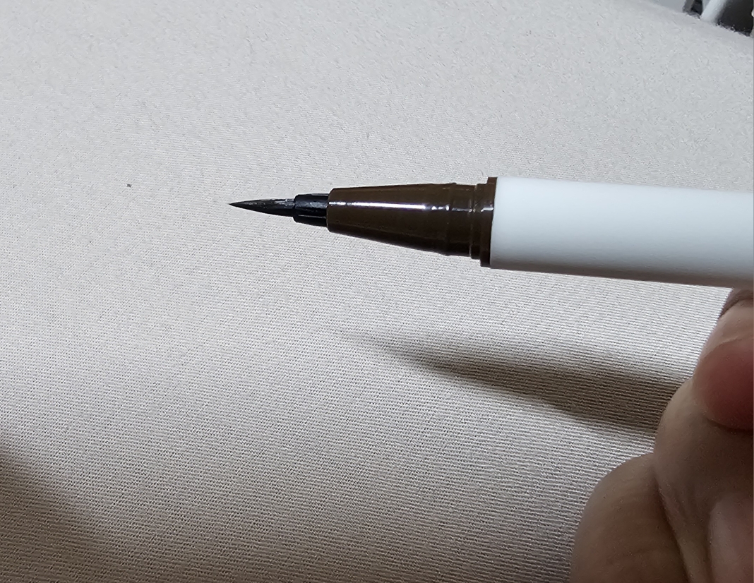 Real user review photo of 2x Eyeliner [#1 Soft Deep Brown]