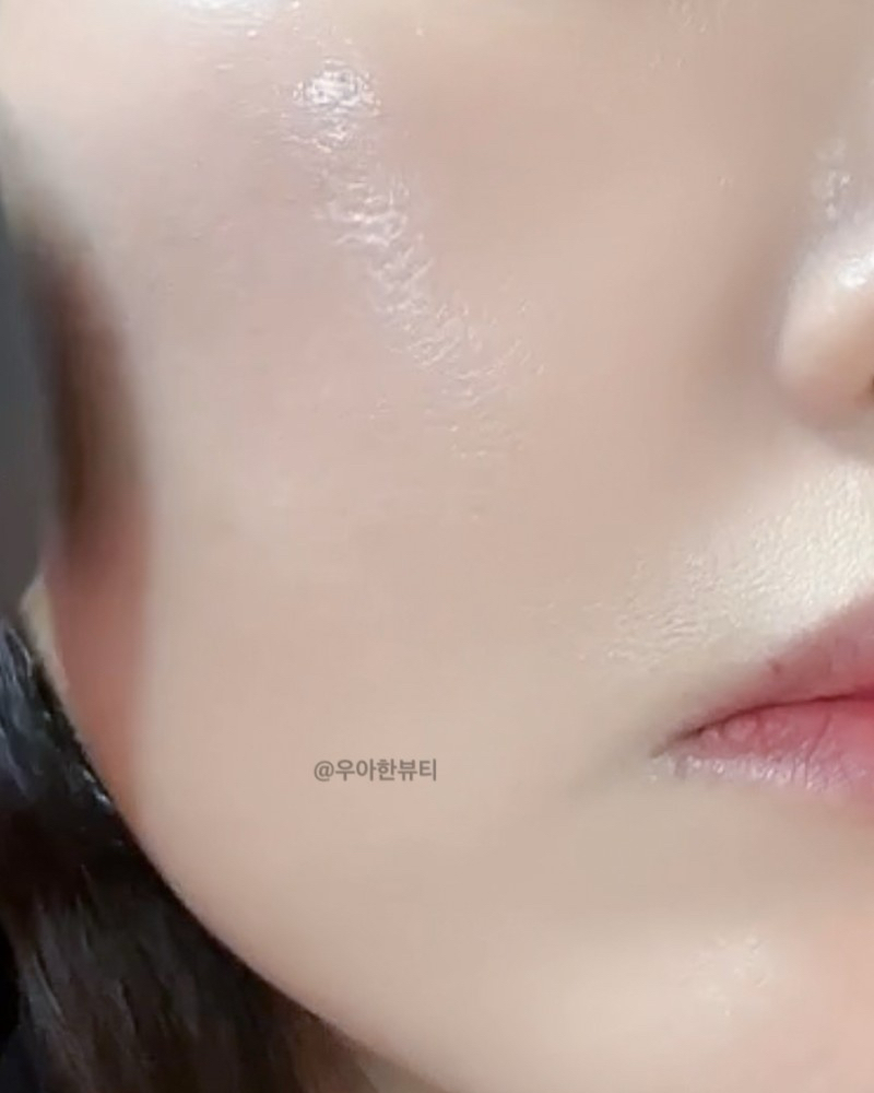 랑콤 (LANCOME) 뗑 이돌 울트라 웨어 케어 앤 글로우 파운데이션 [PO-01] review image