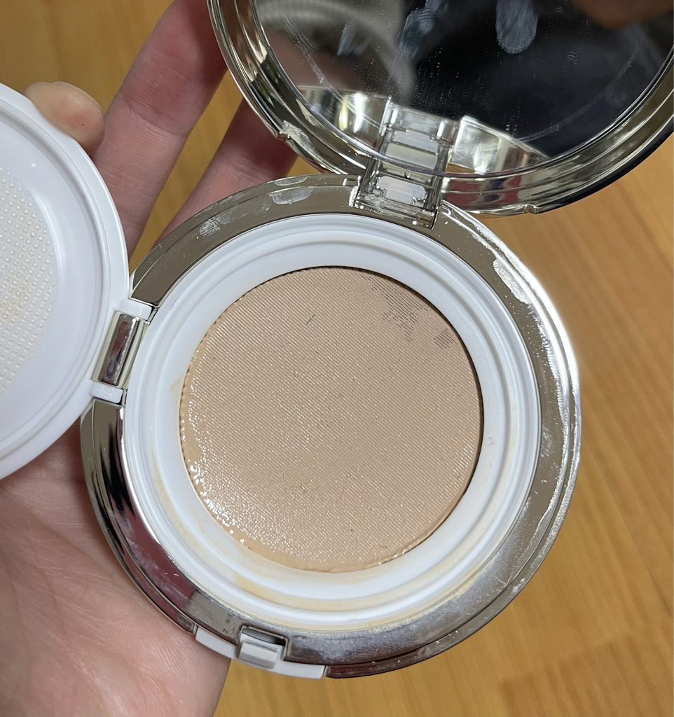 숨37도 (SUM37) 워터-풀 메쉬 쿠션 글로우 [SPF50+/PA+++] [1호 라이트베이지] review image