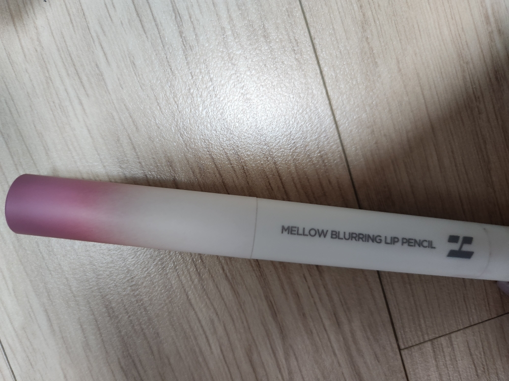 홀리카홀리카 (HOLIKAHOLIKA) 멜로우 블러링 립 펜슬 [05 클레이로즈] review image