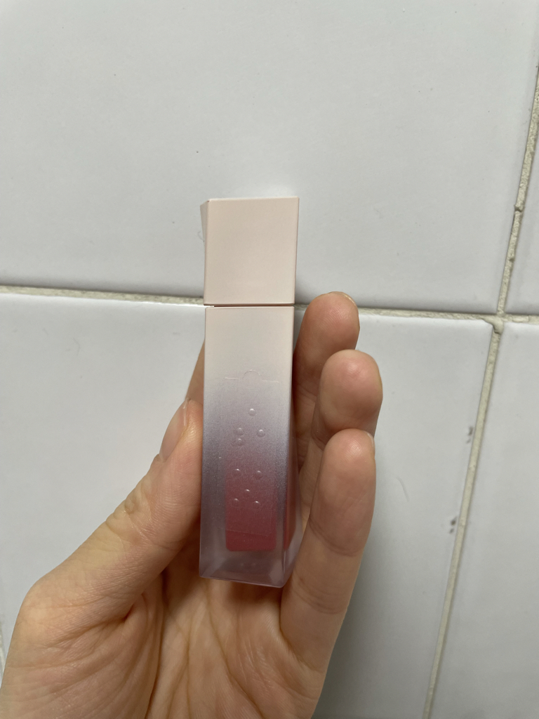 高级唇彩雾面丝绒 [2号 月光]的真实用户使用照片