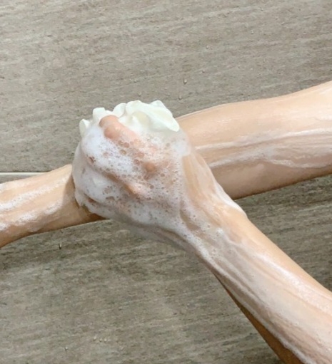 香薰香水磨砂沐浴露索菲亚·布朗的真实用户使用照片