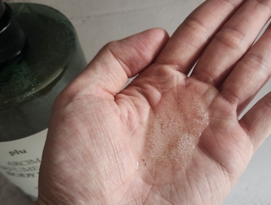 Ảnh đánh giá thực tế của người dùng về Aroma Perfume Scrub Body Wash Sophie Blanc