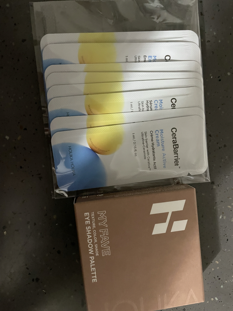 我的最爱眼影盘 [04 松露]的真实用户使用照片