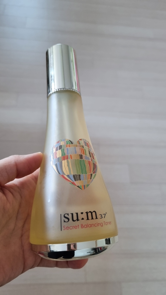 苏秘37˚ 秘密平衡化妆水 common.review image