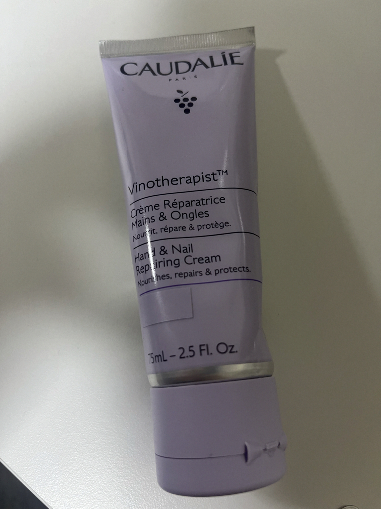 꼬달리 (CAUDALIE) 비노테라피스트 핸드 & 네일 리페어링 크림 review image