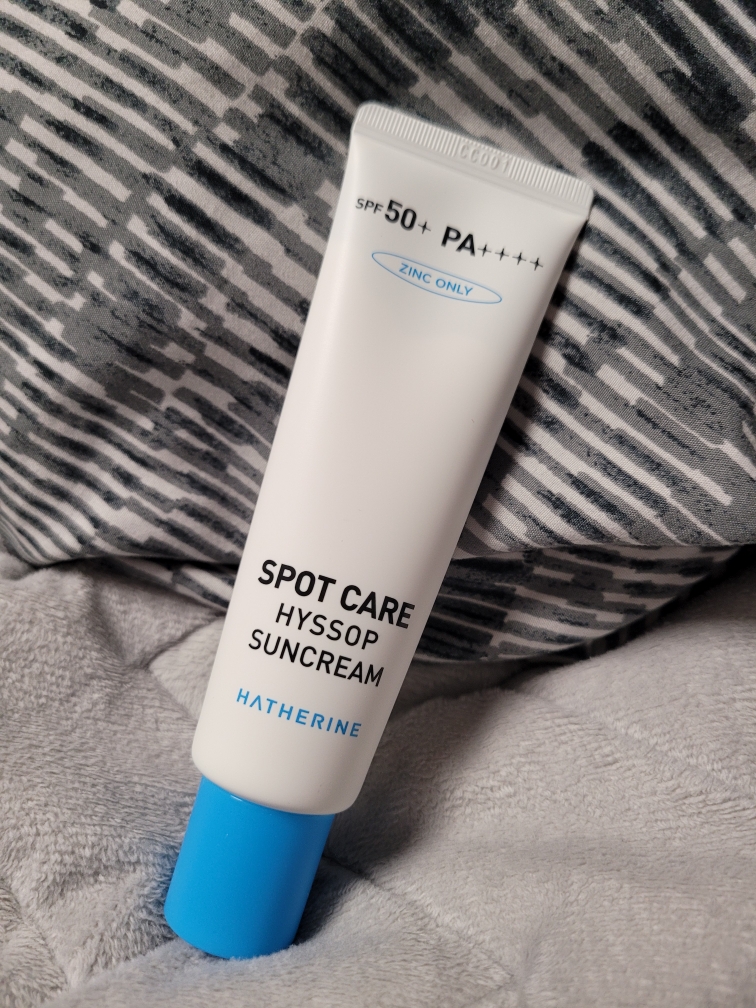 斑点护理防晒霜 [SPF50+/PA++++]的真实用户使用照片