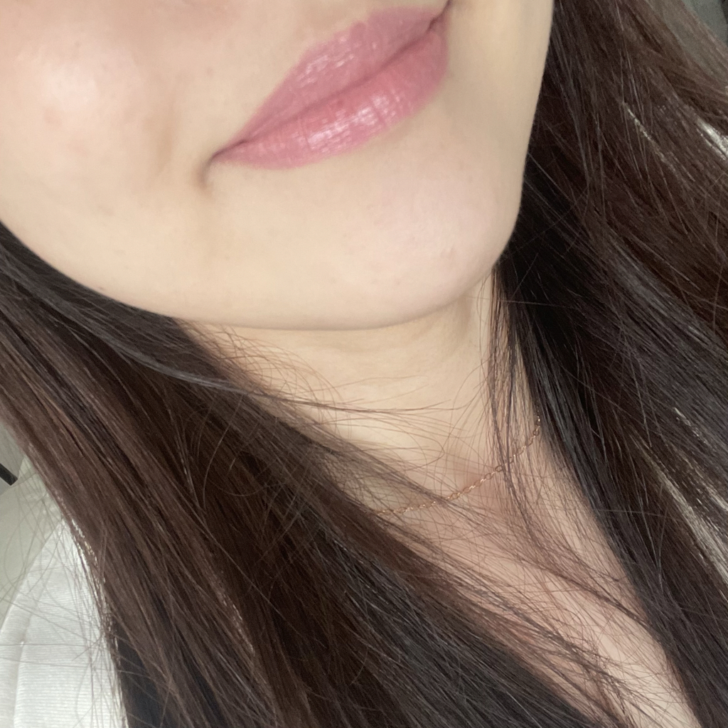 입생로랑뷰티 (YVESSAINTLAURENTBEAUTY) 러브샤인 워터샤인 립스틱 [44 누드라발리에] review image