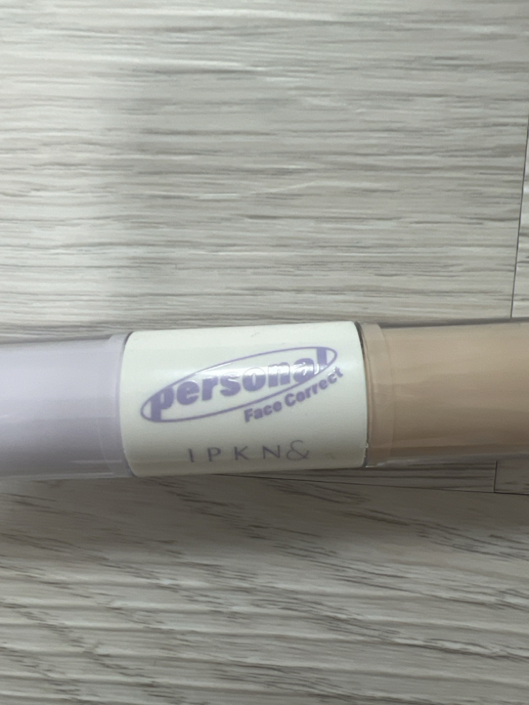 薰衣草色个人肤色修饰遮瑕膏组合的真实用户使用照片