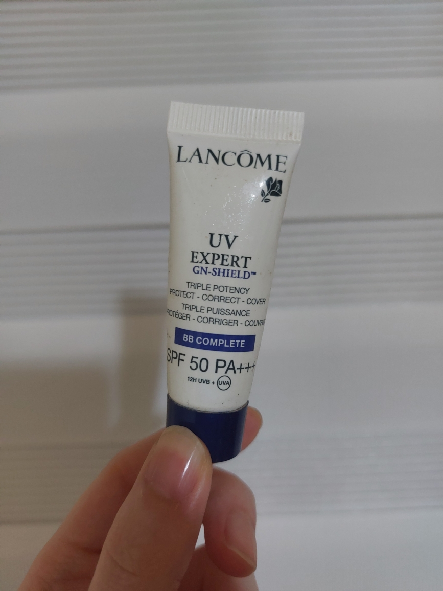 LANCOME UV Expert Youth Shield BB Complete 1 [SPF50/PA++++