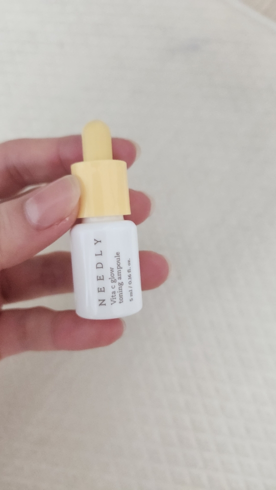 NEEDLY 维他命C亮肤调理安瓶 common.review image