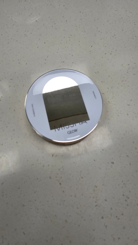 MISSHA Glow Cushion [SPF40/PA++] [No.21 Fair] review image