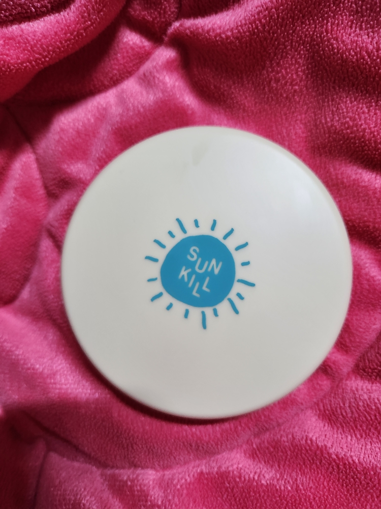 自然100%皮肤防晒矿物质10倍大气垫[SPF46/PA+++]的真实用户使用照片