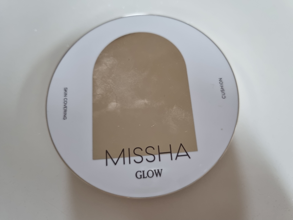 MISSHA Glow Cushion [SPF40/PA++] [No.21 Fair] review image