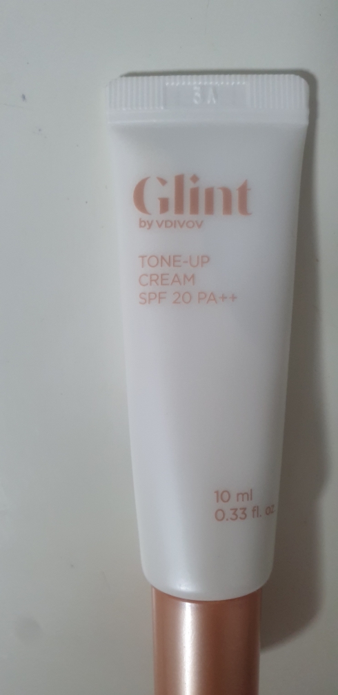 Ảnh đánh giá thực tế của người dùng về Kem làm sáng da [SPF20/PA++]