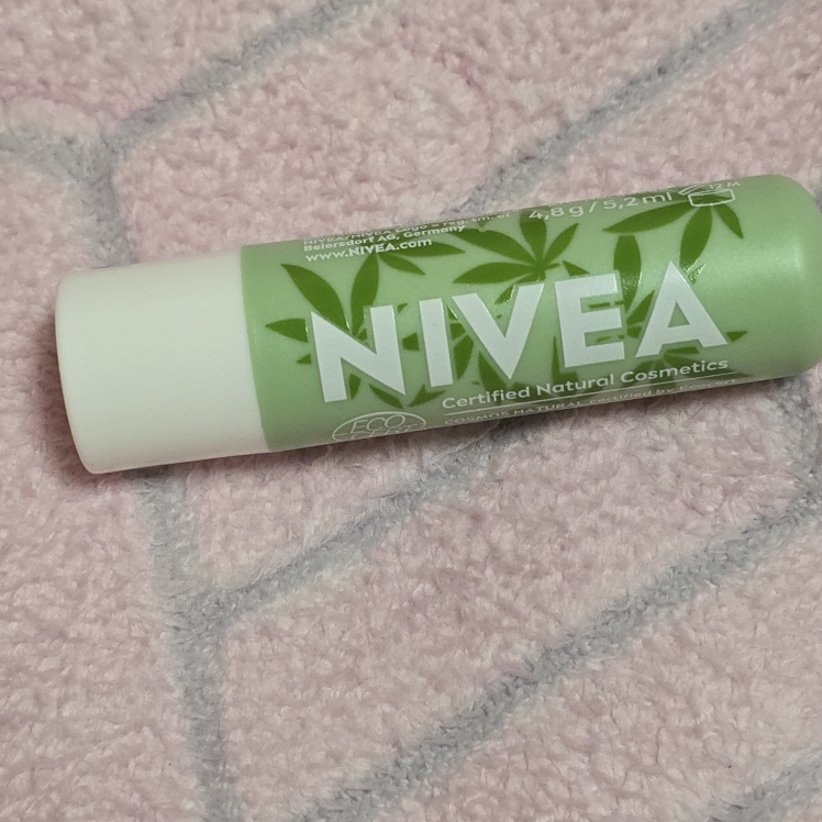 니베아 (NIVEA) 내추럴리굿 립케어 [햄프씨드오일] review image